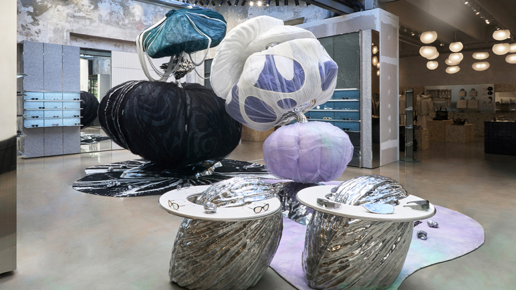 10-corso-como-hub-creativo-milano-design-weeek-2025-designer-allestimento