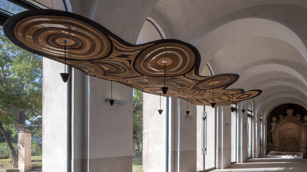 edit-2025-napoli-pet-lamp-gurunsi